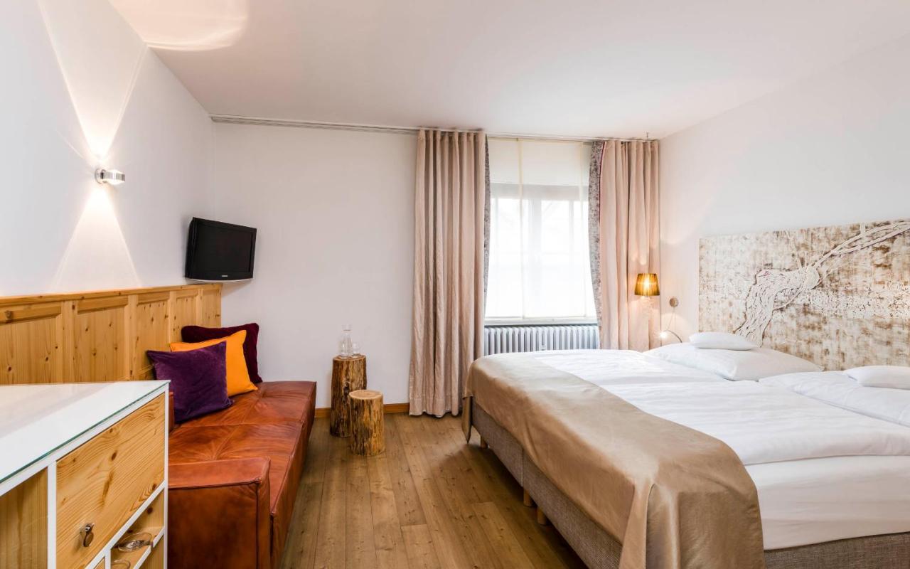 Romantik Hotel Zur Schwane Volkach Exterior foto